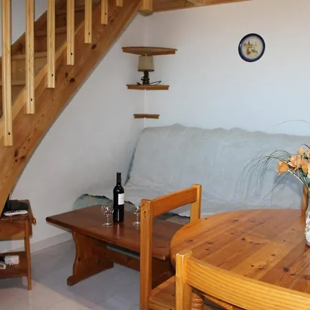 T2 - Mezzanine 5 Couchages Avec Piscine Et Parking - Fr-1-229d-58 * Fleury (Aude)